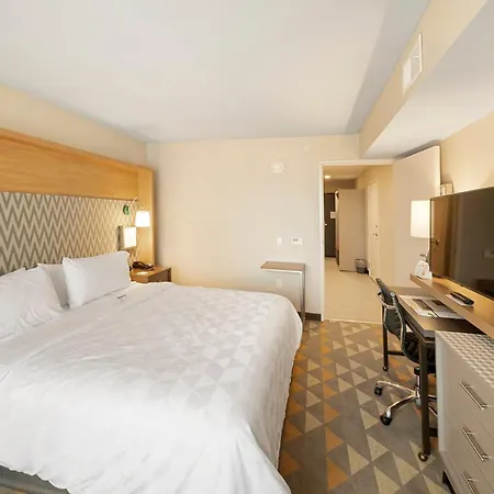 Holiday Inn & Suites Decatur-Forsyth By Ihg