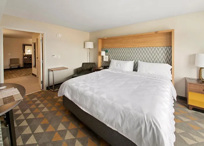 Hotel & Decatur-forsyth By Ihg