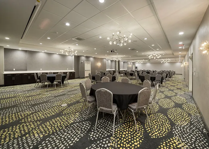 Hotel & Decatur-forsyth By Ihg