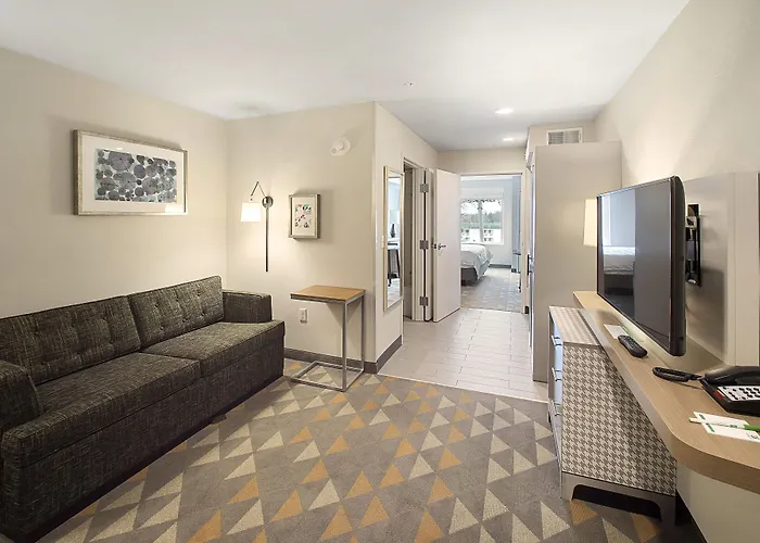 Hotel & Decatur-forsyth By Ihg Decatur